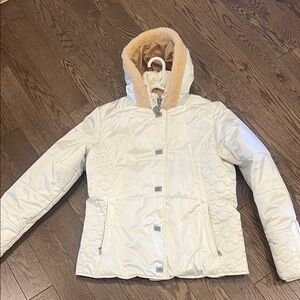 UGG Australia Cream Puffer Jacket Faux Fur Hood Magnetic Closure M/M